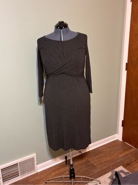 boden mabel jersey dress You know those dresses that you can always rely on to make you look good?  This is one of those. The ruching on the waist